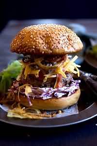 Burger, beef, fried in rapeseed oil, homemade