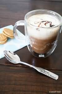 Coffee, instant, made up with water and whole milk