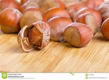 Hazelnuts, kernel only, weighed with shells