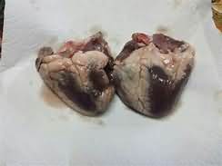 Lamb, chump chops, fried, lean and fat, weighed with bone