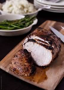 Lamb, shoulder, whole, roasted, lean