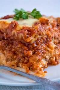 Lasagne, homemade, with extra lean minced beef