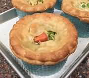 Pie, chicken, individual, baked
