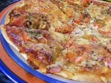 Pizza, cheese and tomato, retail