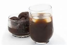 Prunes, canned in juice, whole contents