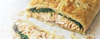 Salmon en croute, retail