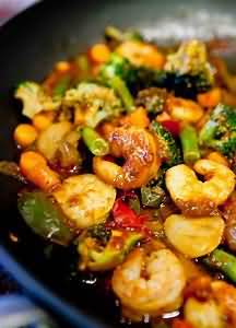 Szechuan prawns with vegetables, takeaway