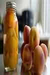 Peaches, canned in juice, whole contents
