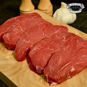 Beef, braising steak, raw, lean and fat