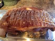 Pork, crackling, cooked